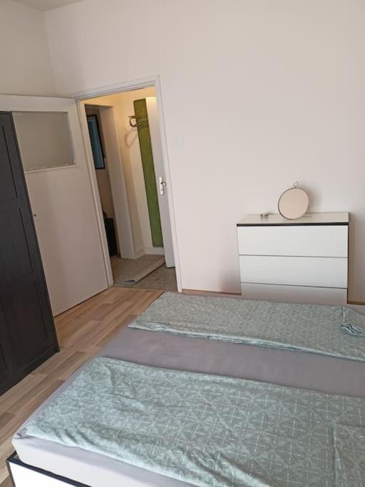 Welcome To Daisy Sunny Place! Apartment Varna Exterior photo