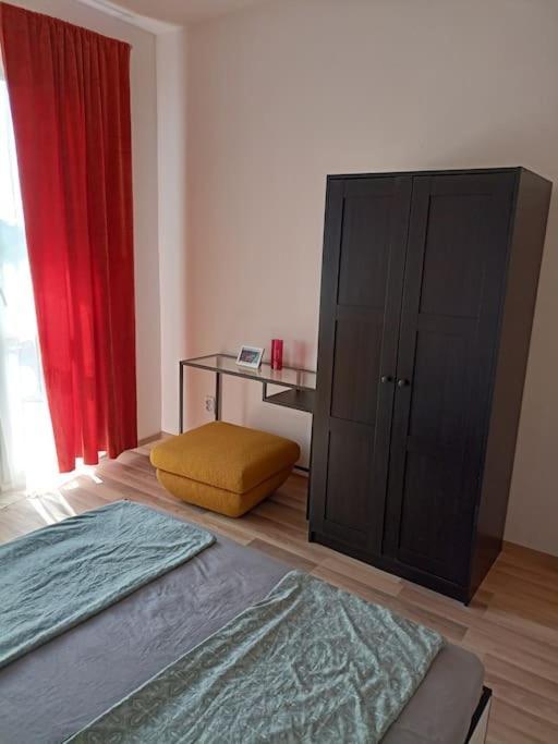 Welcome To Daisy Sunny Place! Apartment Varna Exterior photo